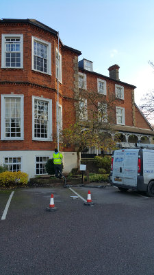 Gutter cleaning in Dartford DA1, DA2